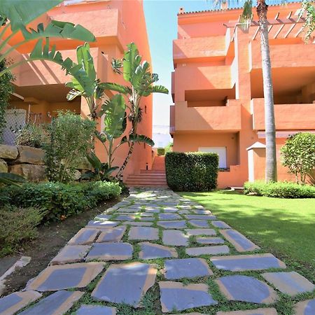 Apartment Nala Estepona Exterior photo