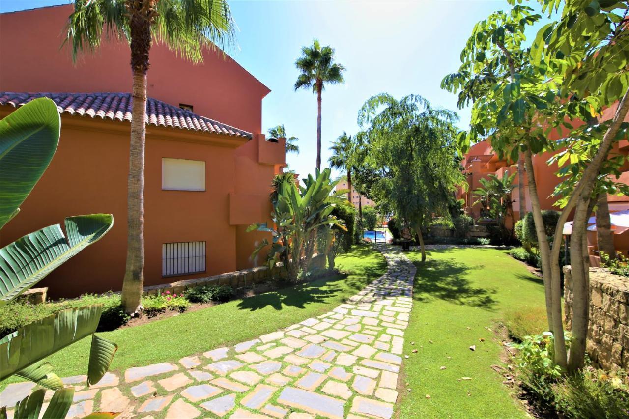 Apartment Nala Estepona Exterior photo